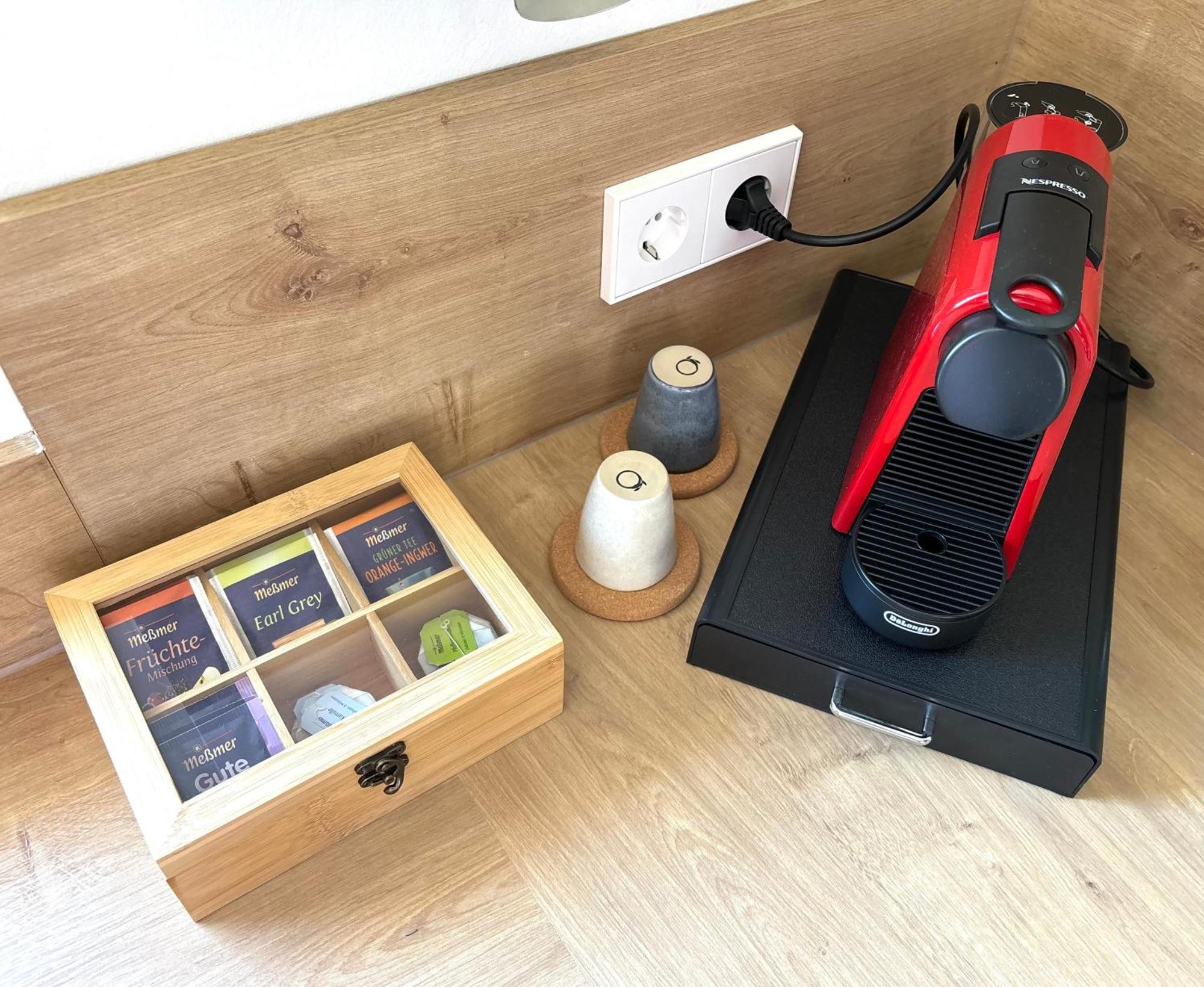 Gesamte Wohnung, Kueche, Parkplatz, Terrasse Bad Bellingen Bagian luar foto