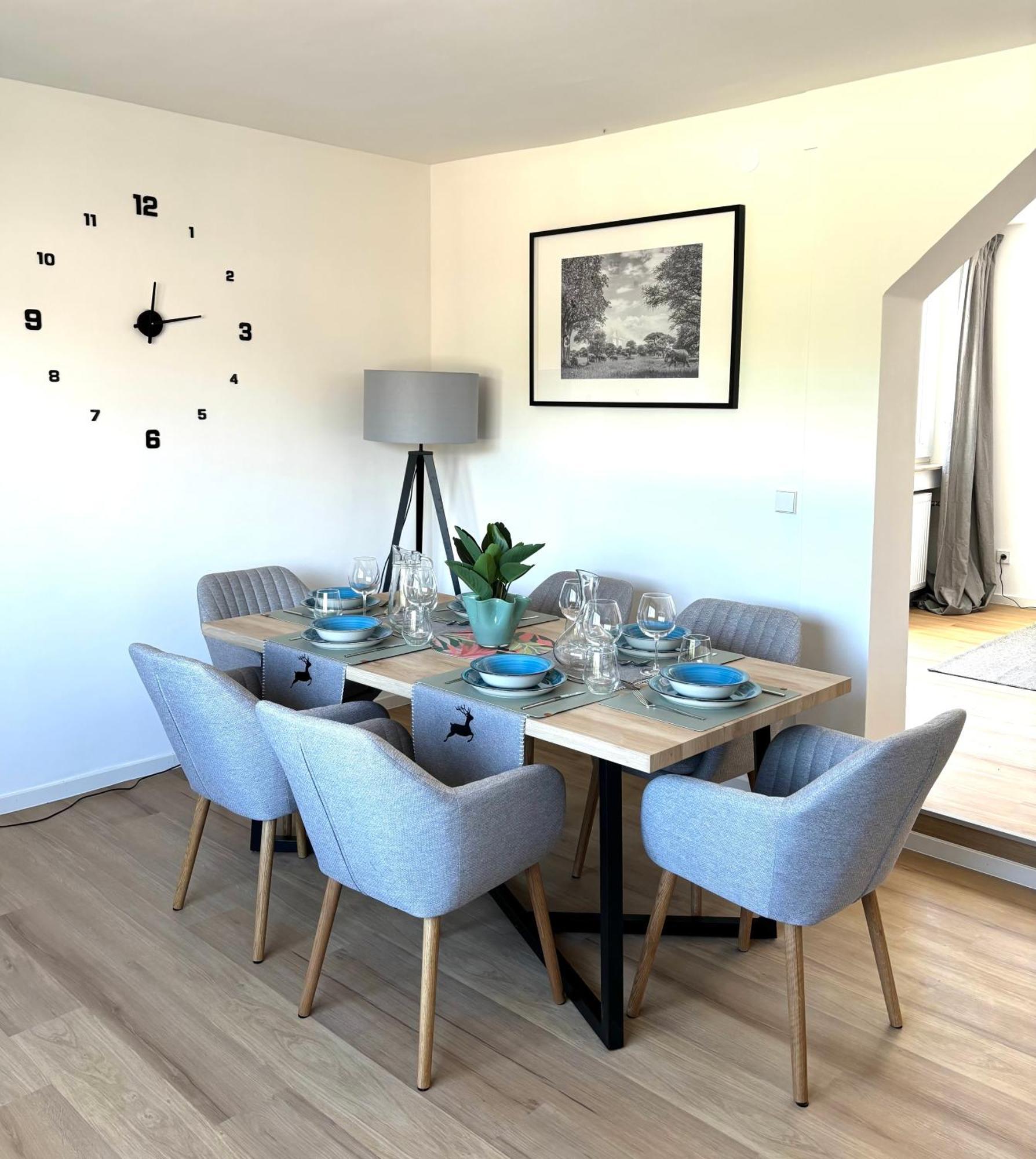 Gesamte Wohnung, Kueche, Parkplatz, Terrasse Bad Bellingen Bagian luar foto